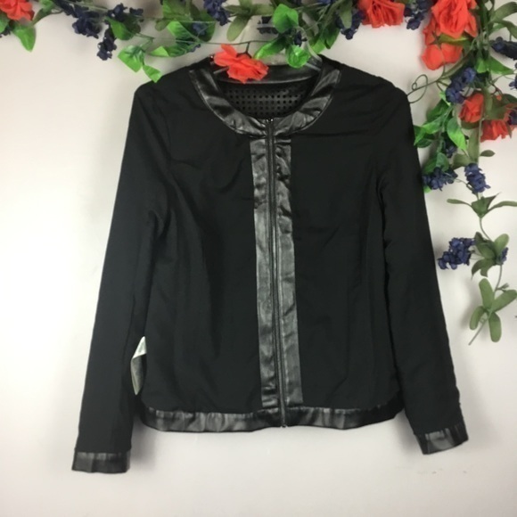 LIKE NEW💚🖤 RAFAELLA Black Mock Vegan Leather Jacket Size 4 - Picture 8 of 14